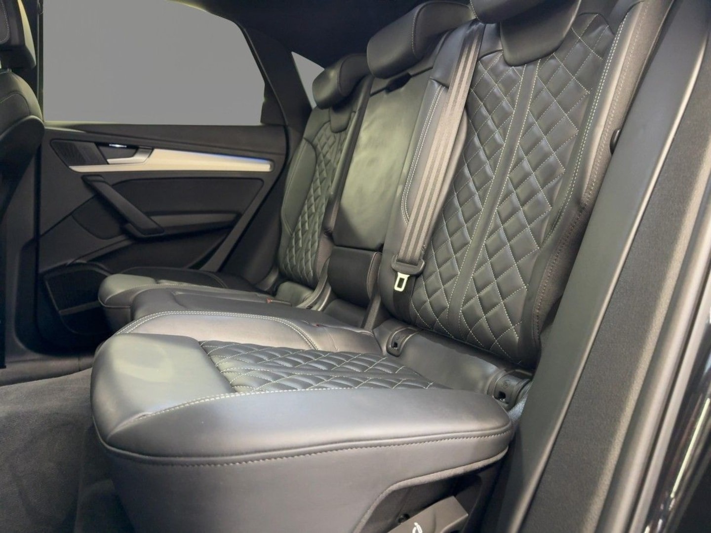 Bild über Audi Q5 Sportback 40 TDI quattro S tronic - für weitere Informationen kontaktieren Sie den Audi Partner
