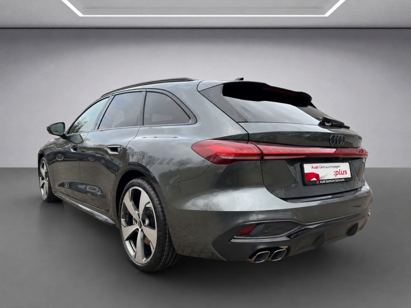 Bild über Audi A5 Avant TDI 150 kW S tronic - für weitere Informationen kontaktieren Sie den Audi Partner
