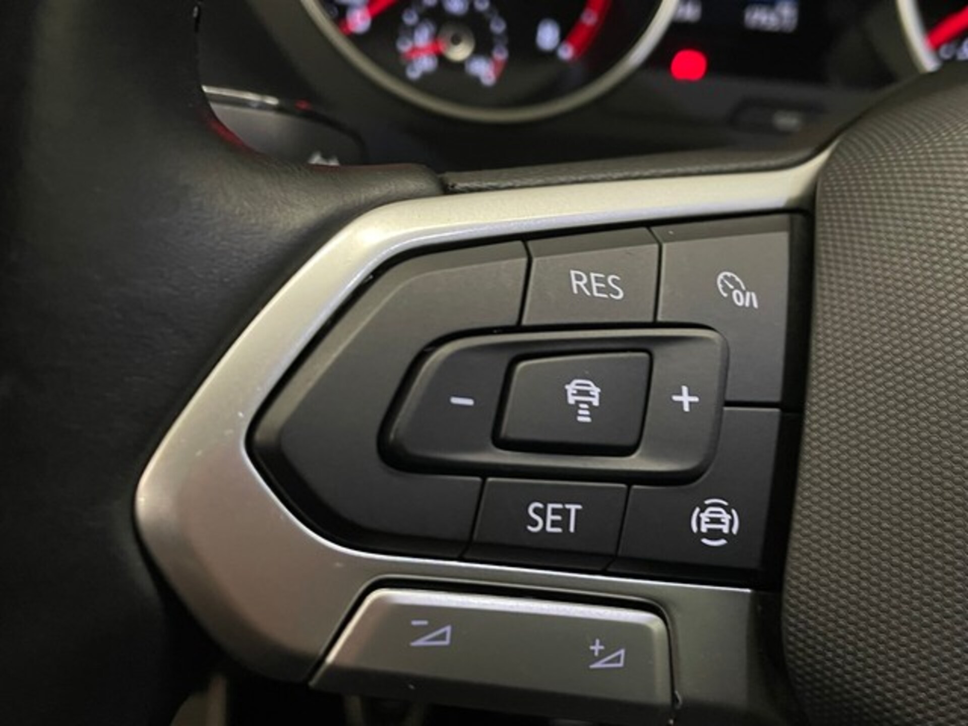 Volkswagen Tiguan Active