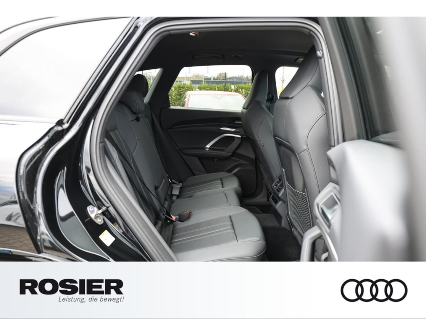 Bild über Audi Q5 SUV e-hybrid e-hybrid quattro 220 kW S tronic - für weitere Informationen kontaktieren Sie den Audi Partner