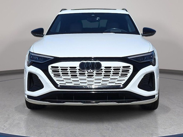 2024 Audi Q8 e-tron