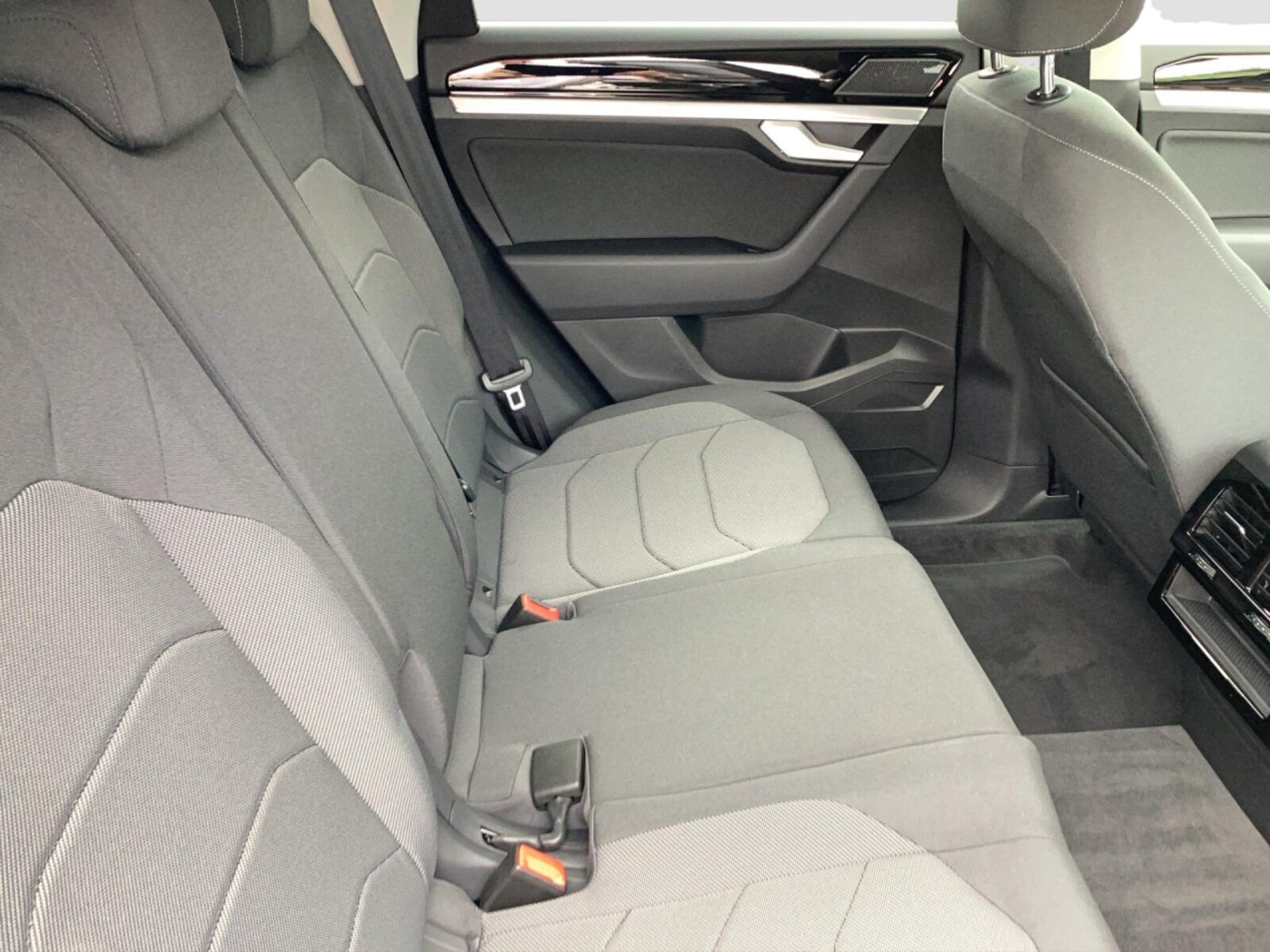 Volkswagen Touareg – Bild 13