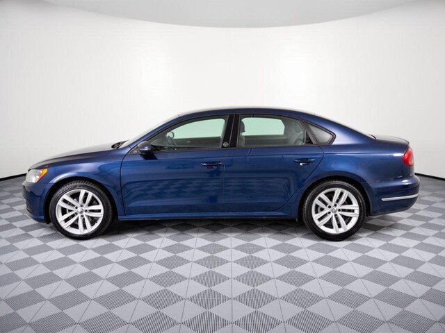 2019 Volkswagen Passat