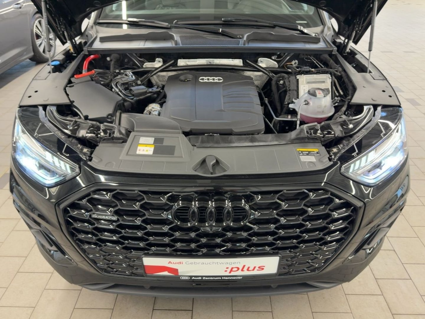 Bild über Audi Q5 Sportback 40 TDI quattro S tronic - für weitere Informationen kontaktieren Sie den Audi Partner