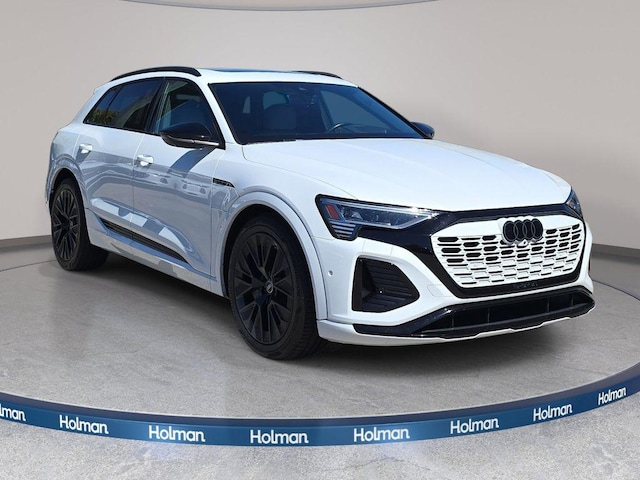 2024 Audi Q8 e-tron