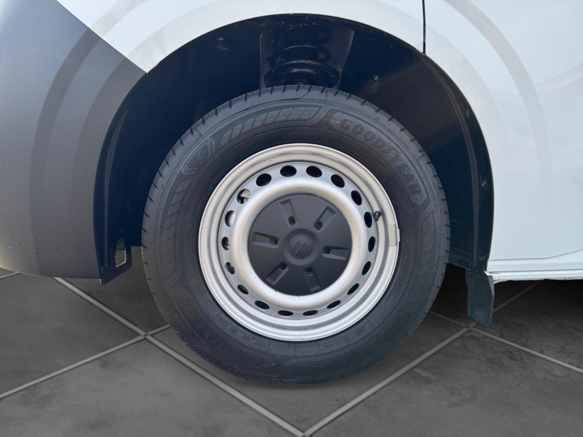 Volkswagen Transporter Kasten kurzer Radstand