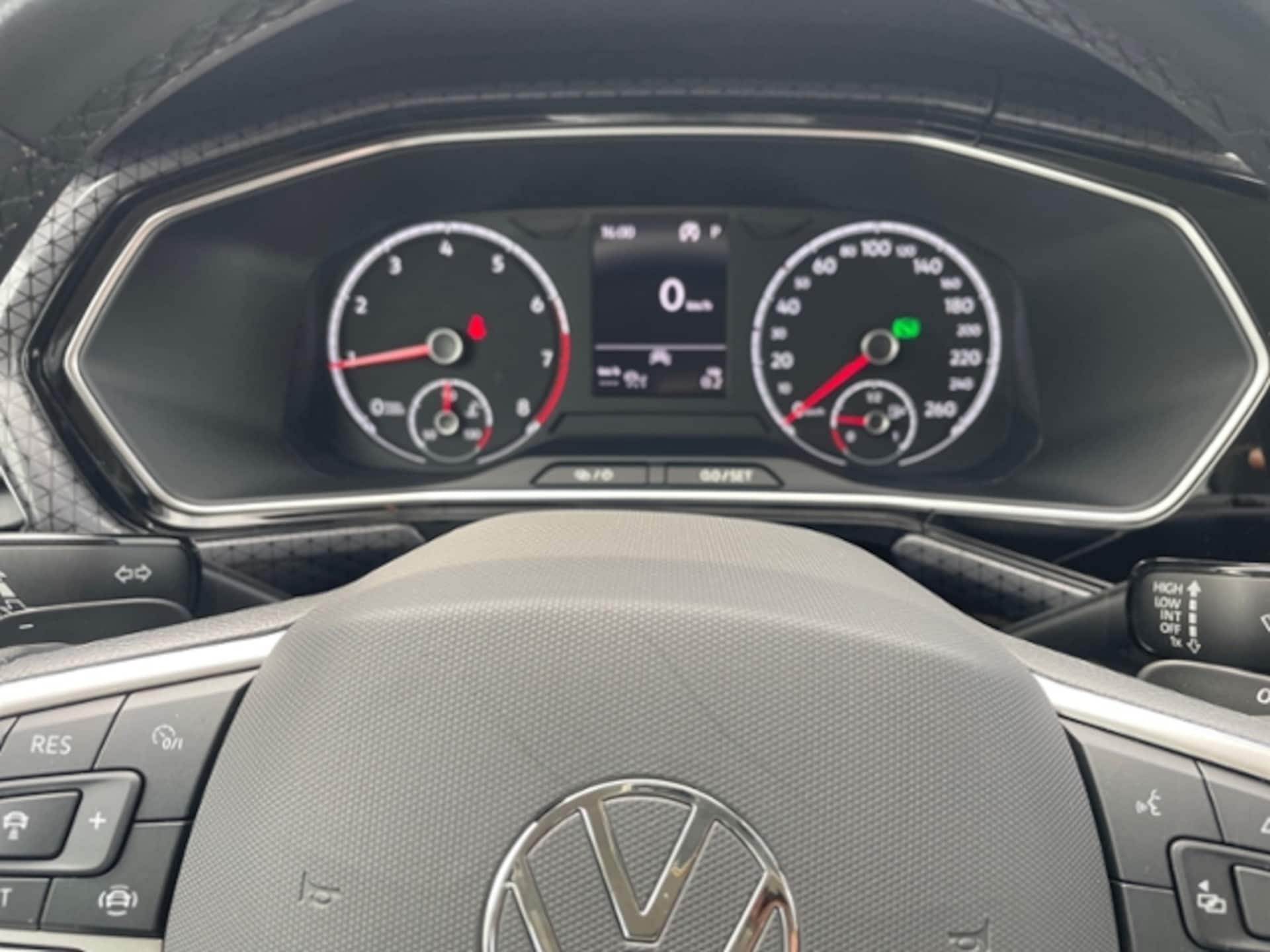 Volkswagen T-Cross Style