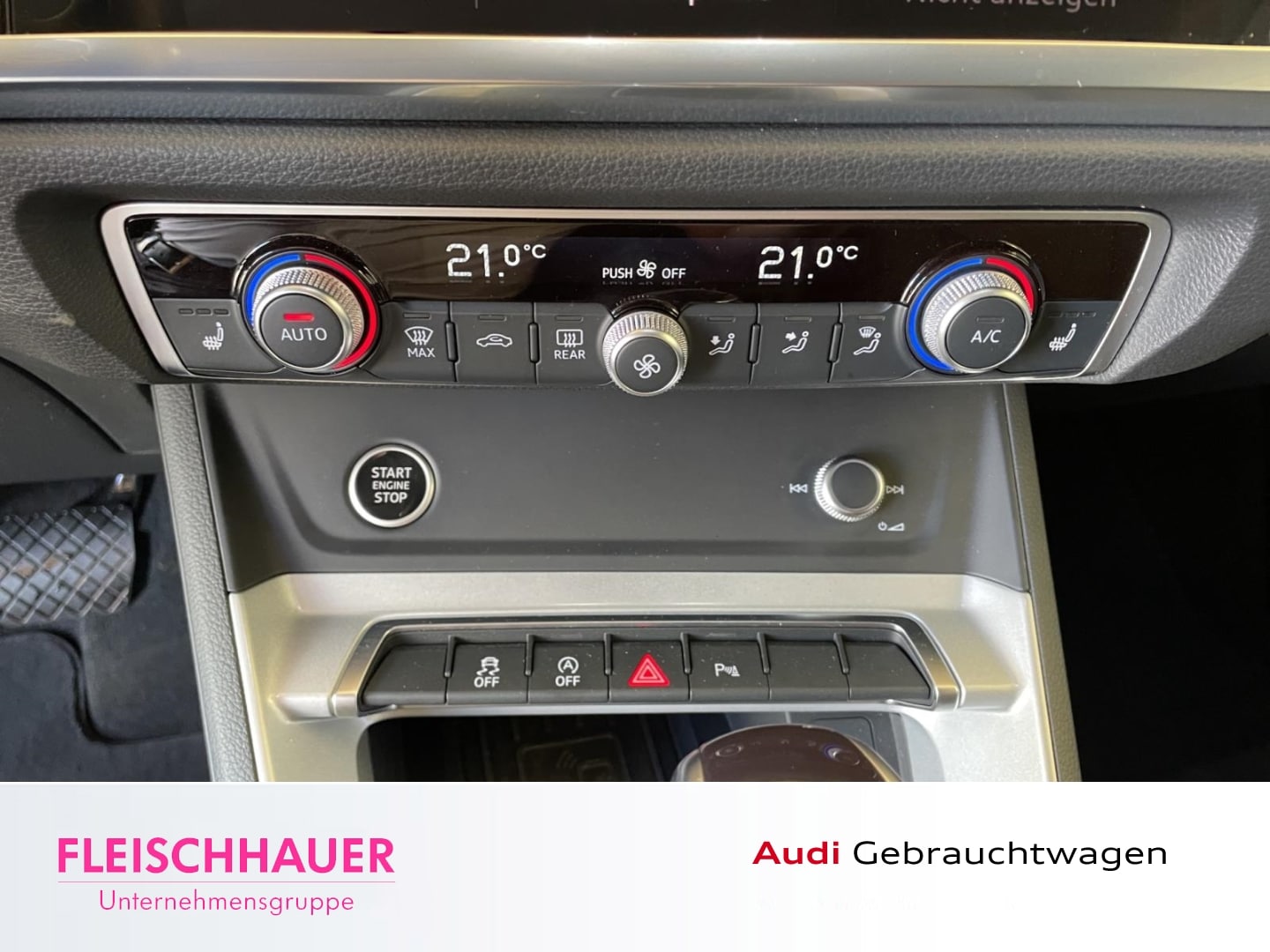 Bild über Audi Q3 S line 35 TFSI S tronic - für weitere Informationen kontaktieren Sie den Audi Partner