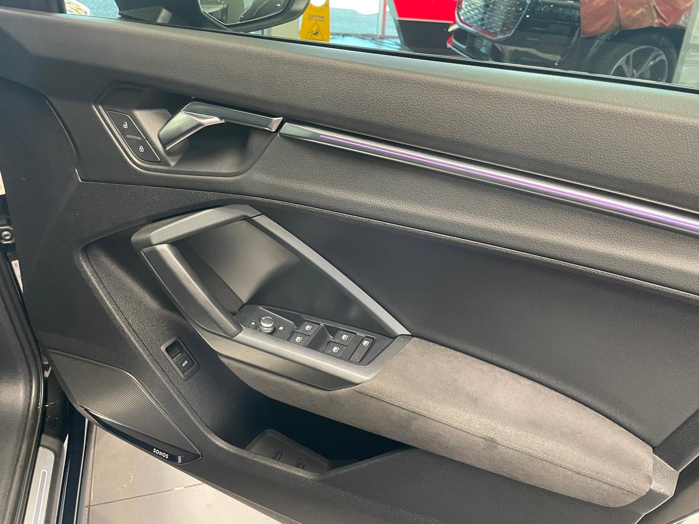 Image about Audi RS Q3 TFSI quattro S tronic