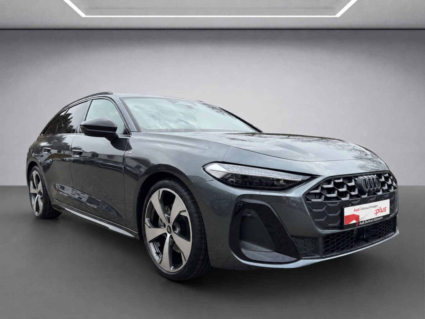 Bild über Audi A5 Avant TDI 150 kW S tronic - für weitere Informationen kontaktieren Sie den Audi Partner