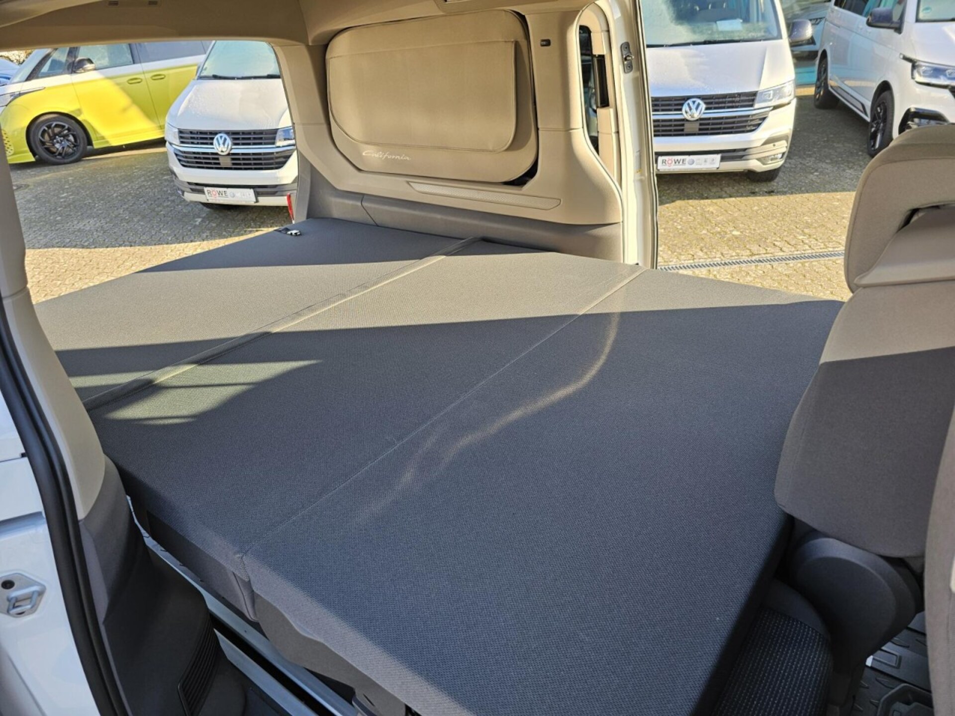 Volkswagen California Beach Camper
