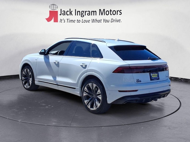 2026 Audi Q8