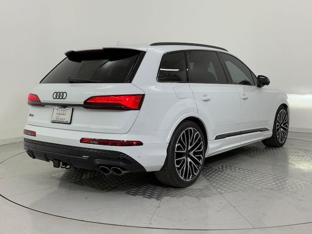 2026 Audi SQ7 Premium Plus - Photo 9