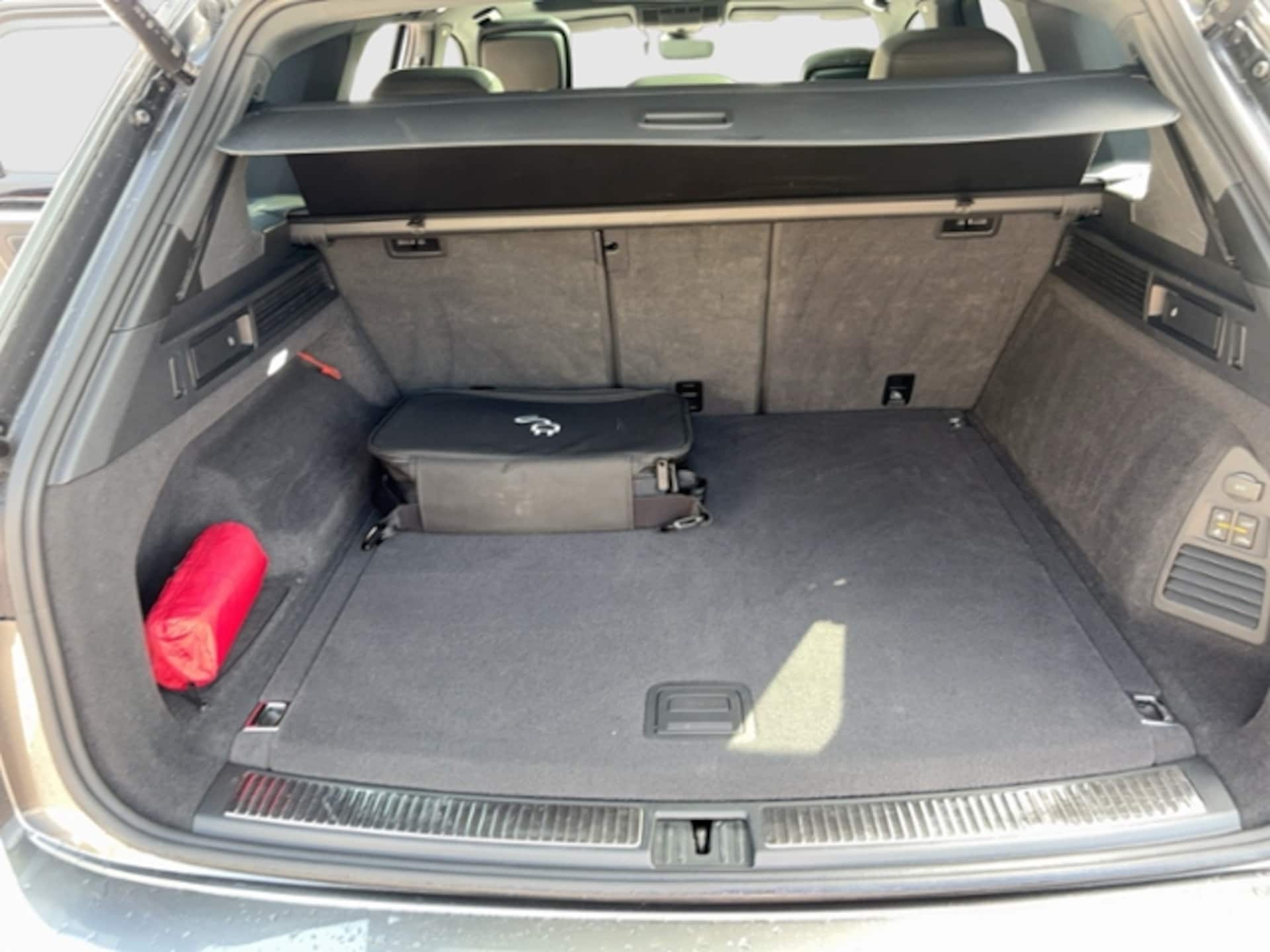 Volkswagen Touareg R