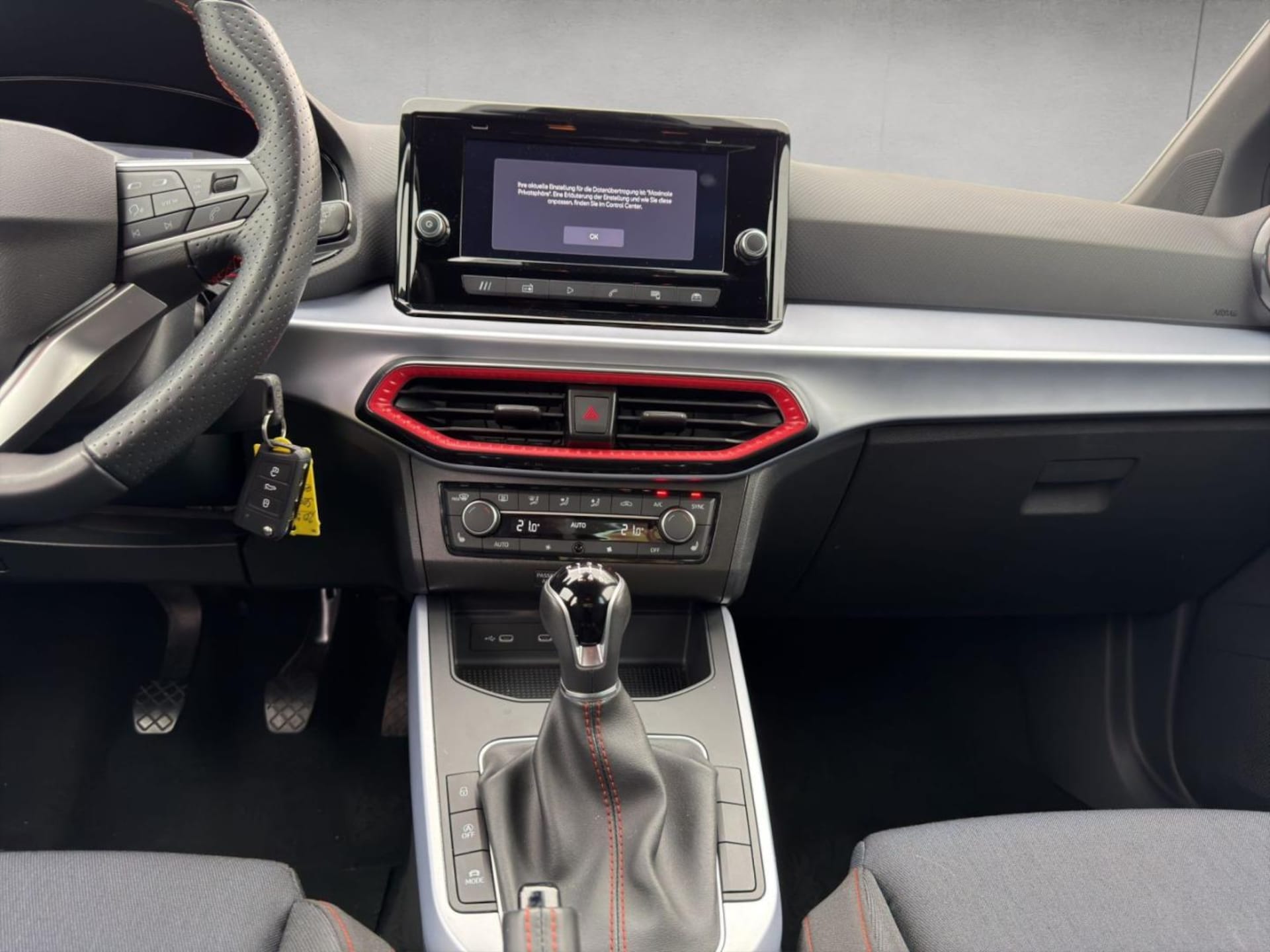 SEAT Arona FR