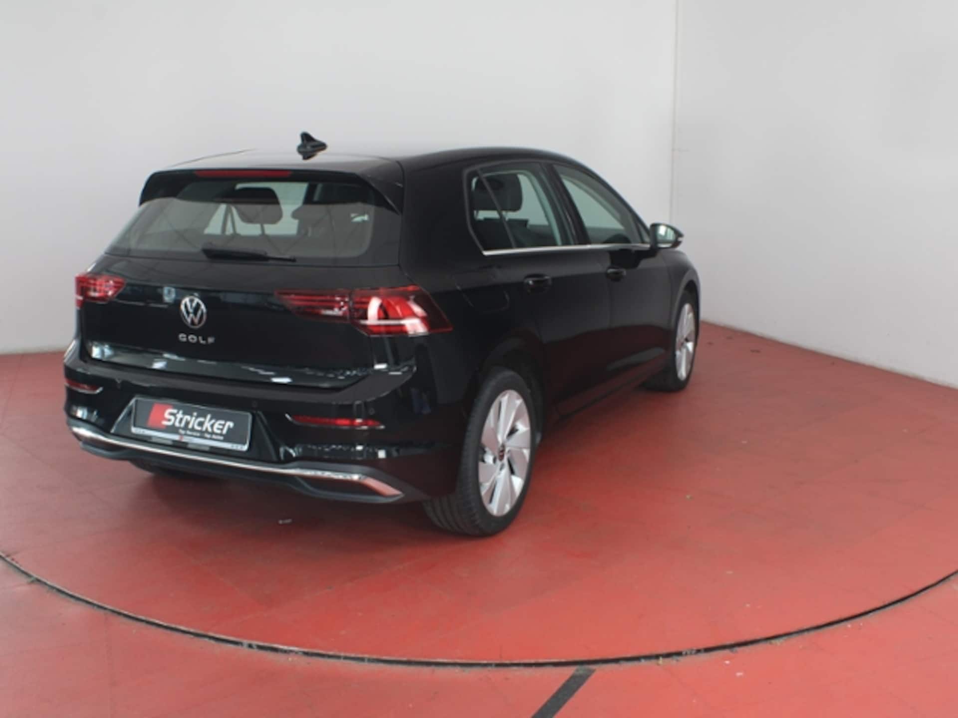 Volkswagen Golf Style