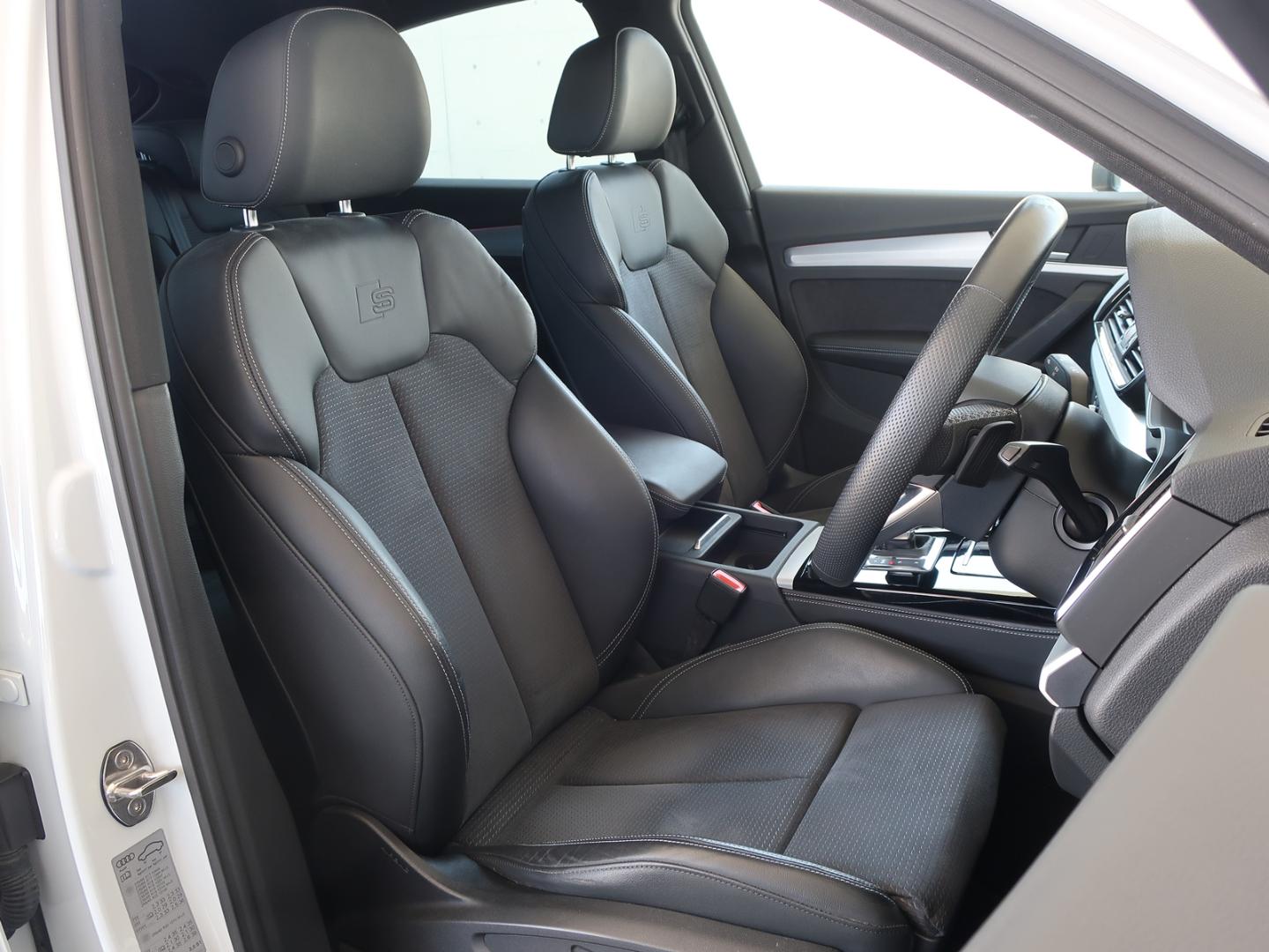Image about Audi Q5 Sportback 40 TDI quattro S line