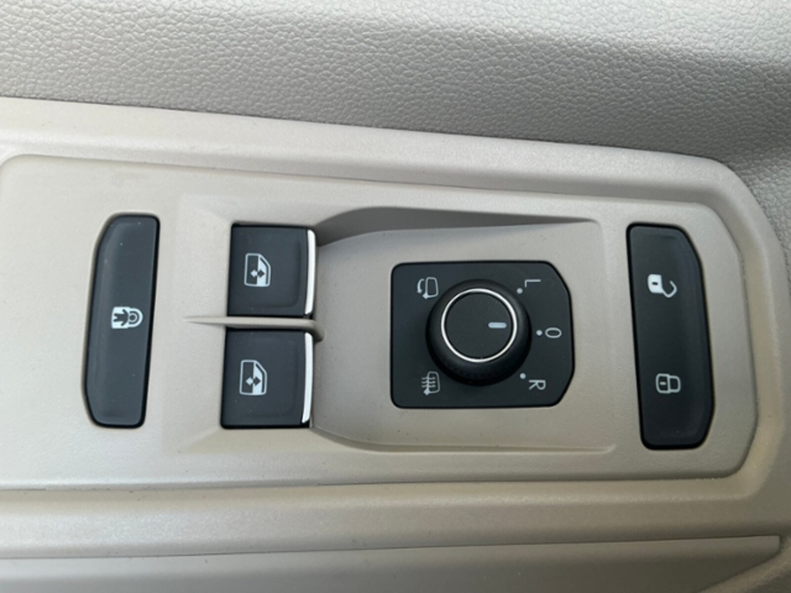 Volkswagen Multivan Langversion – Bild 22