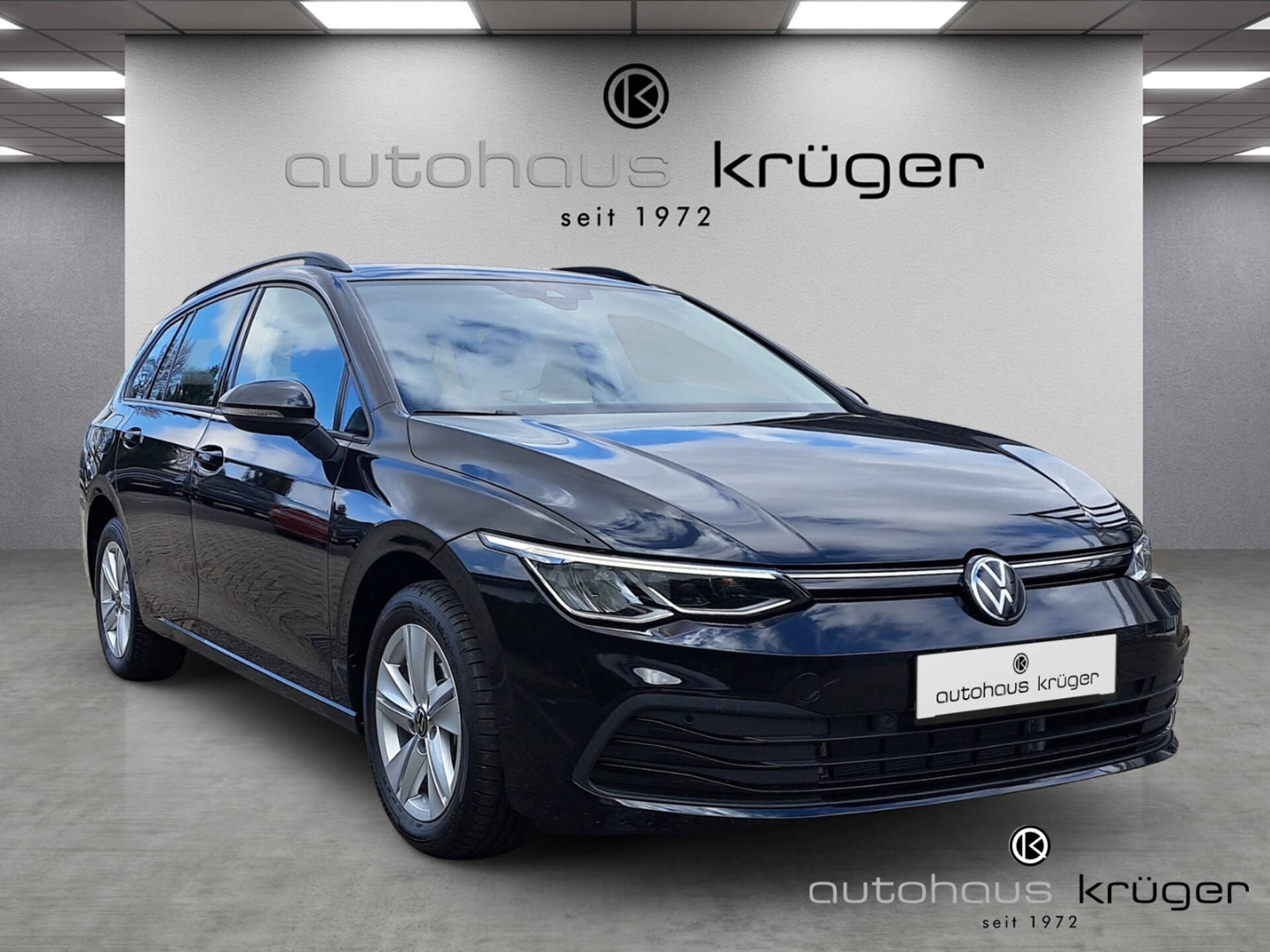 Volkswagen Golf Variant Life