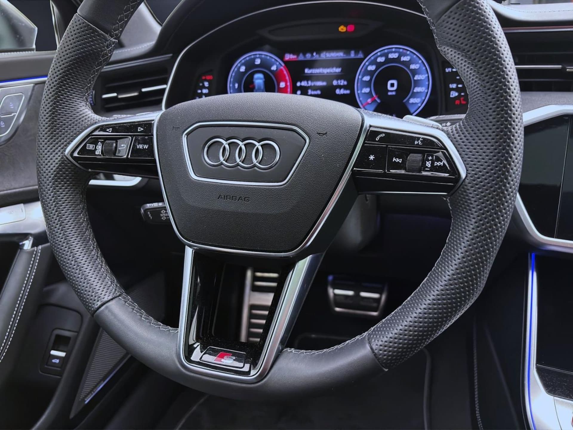 Audi S6 Avant