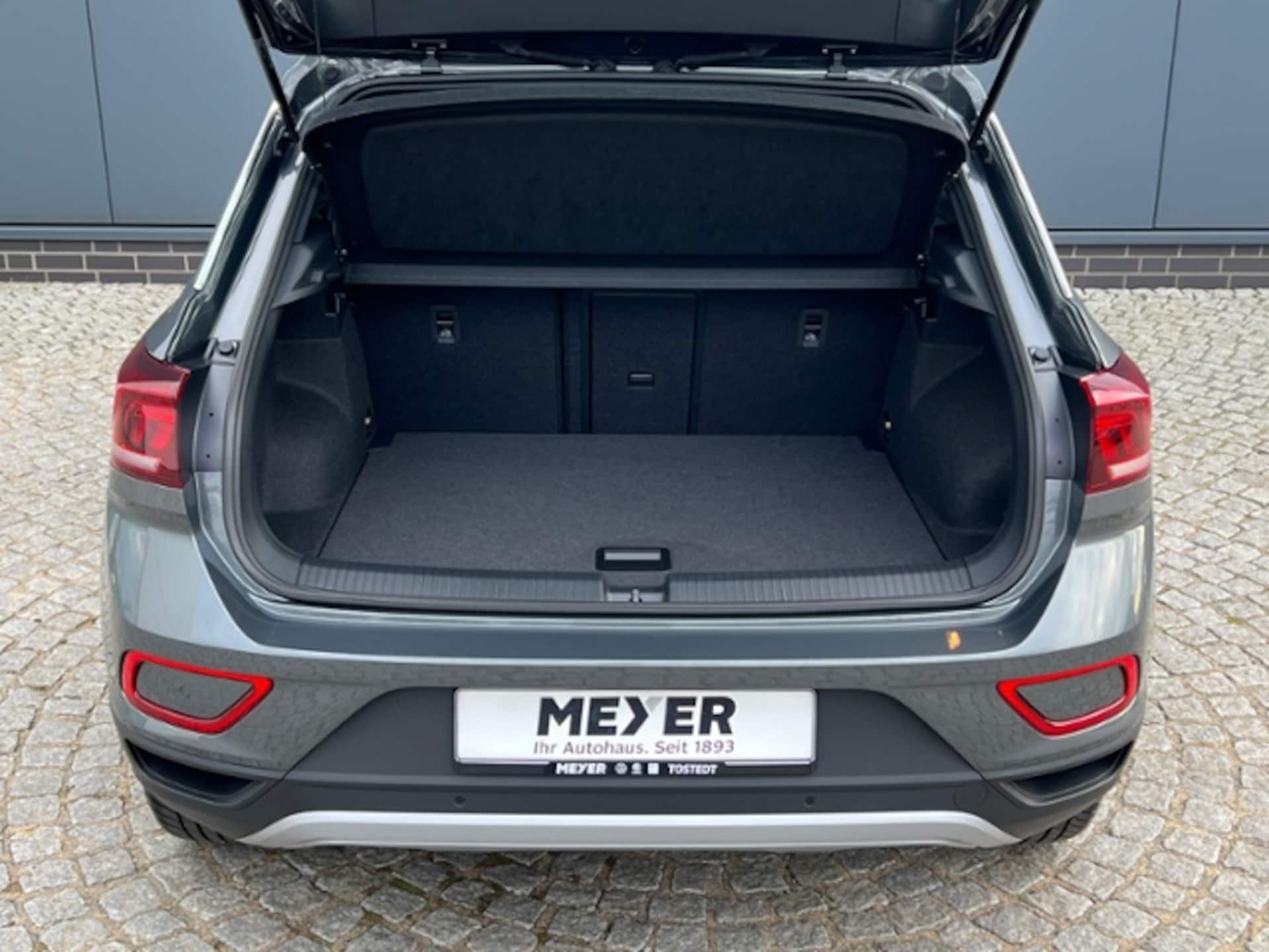 Volkswagen T-Roc Life
