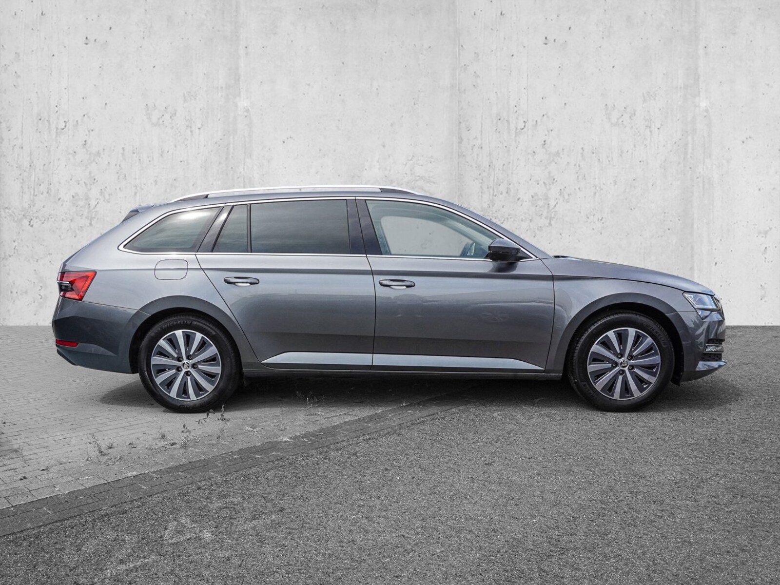Škoda Superb Combi – Bild 5