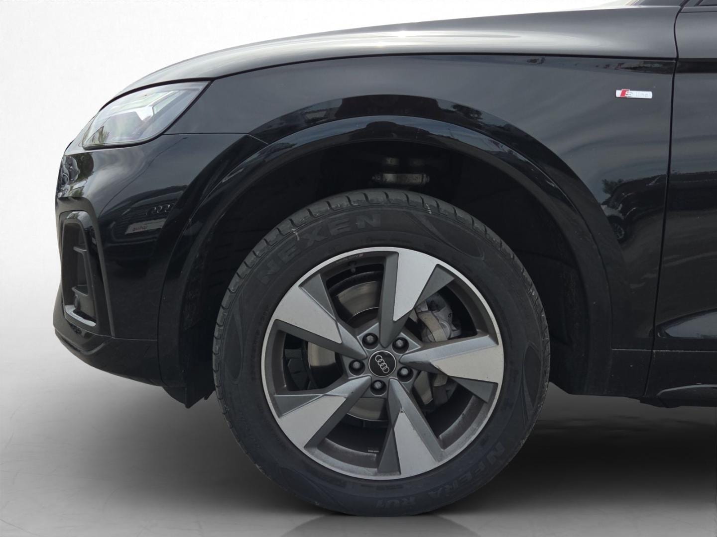 Bild über Audi Q5 40 TFSI quattro S tronic - für weitere Informationen kontaktieren Sie den Audi Partner
