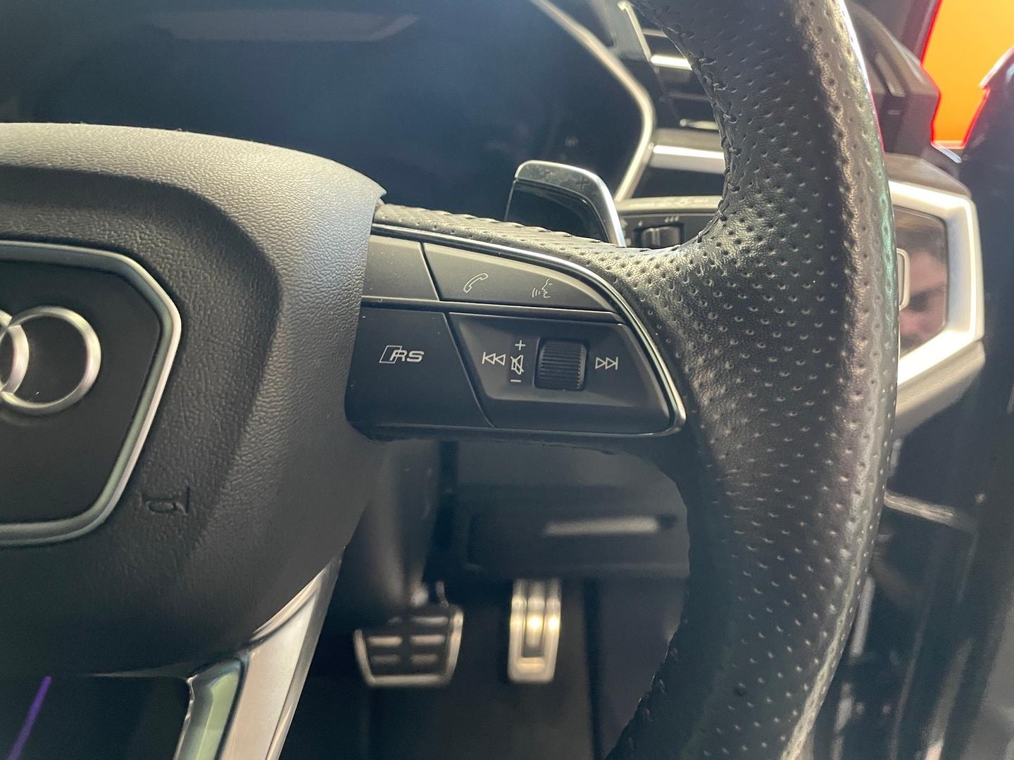 Image about Audi RS Q3 TFSI quattro S tronic