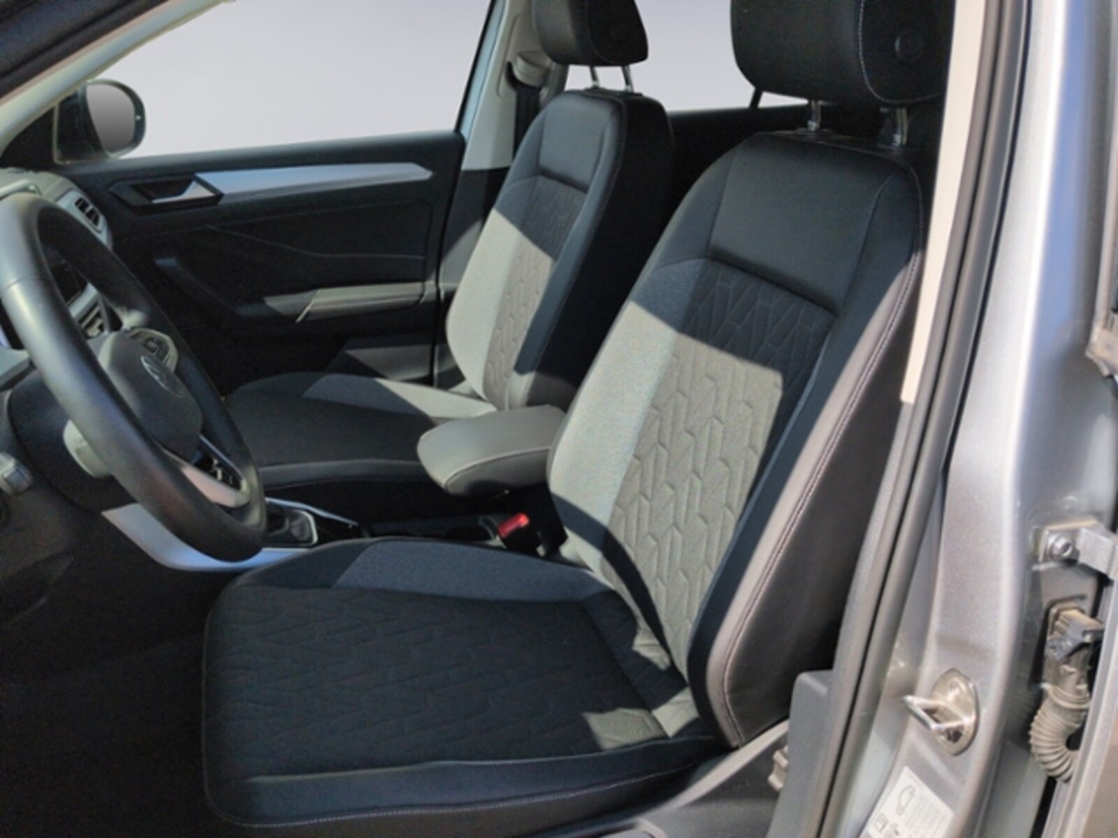 Volkswagen T-Roc – Bild 11