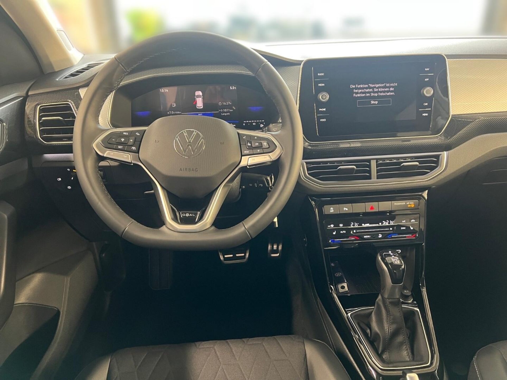 Volkswagen T-Cross Life