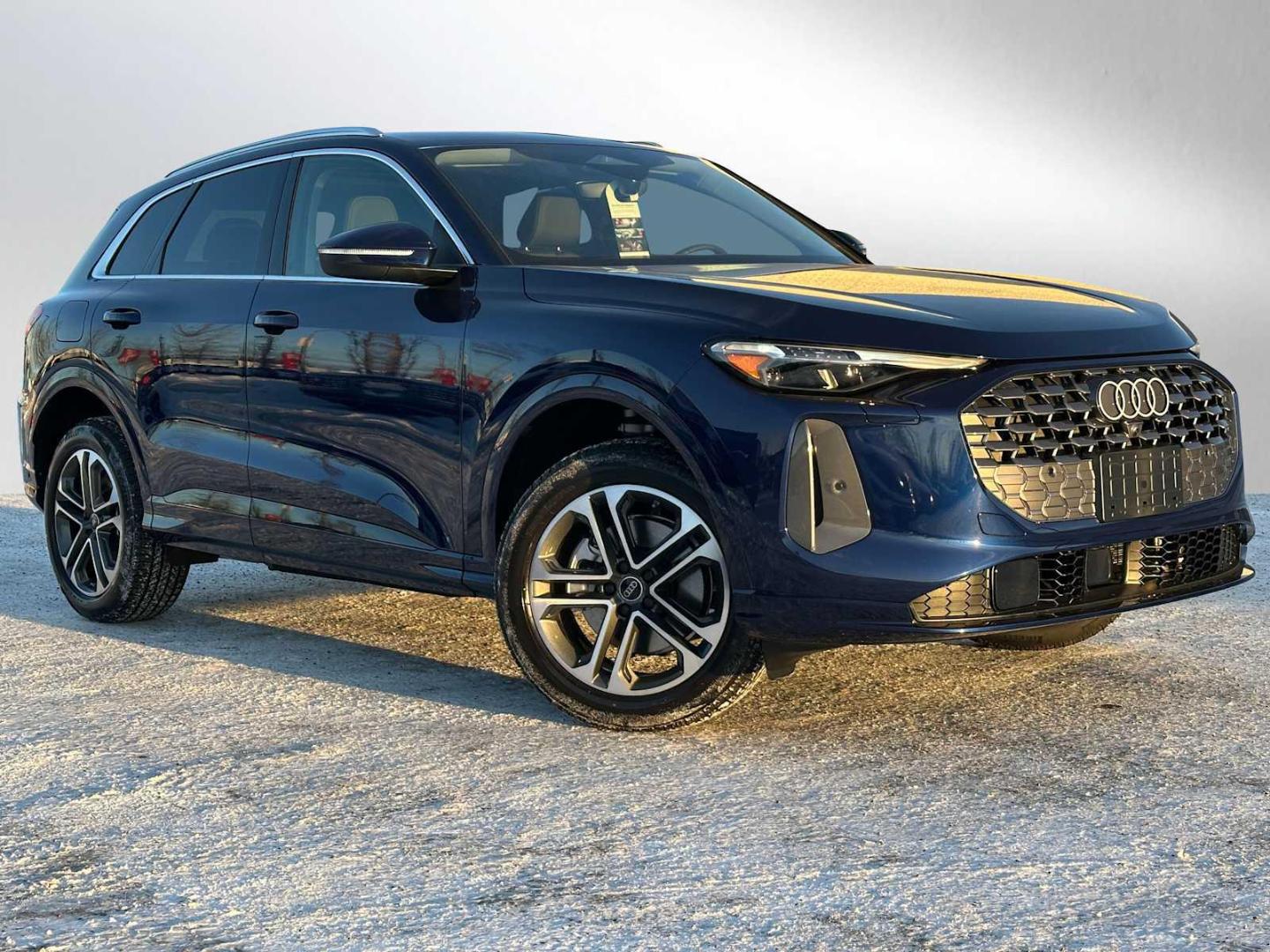 2025 Audi Q5 40 Premium Plus's photo