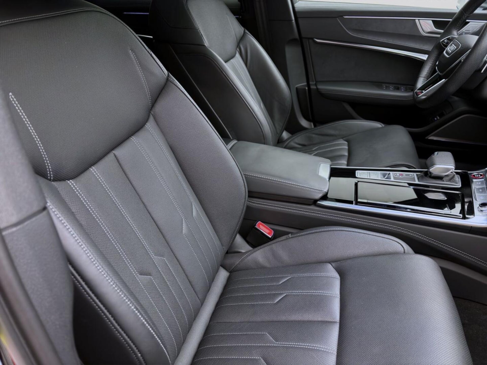 Audi S6 Avant