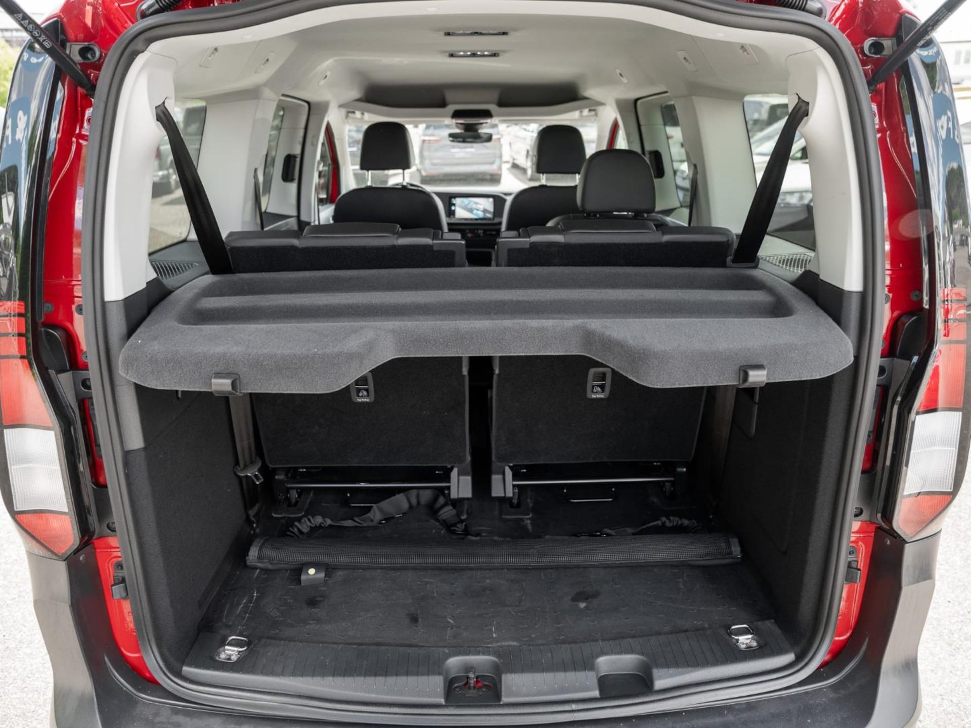 Volkswagen Caddy Maxi Basis-Modell