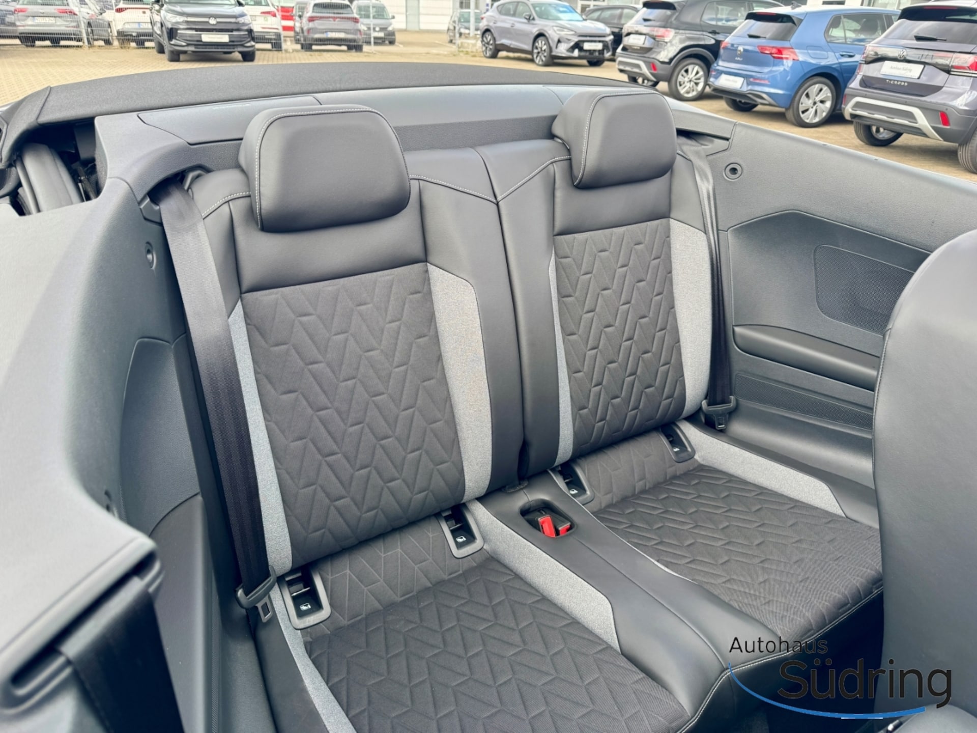Volkswagen T-Roc Cabriolet Style