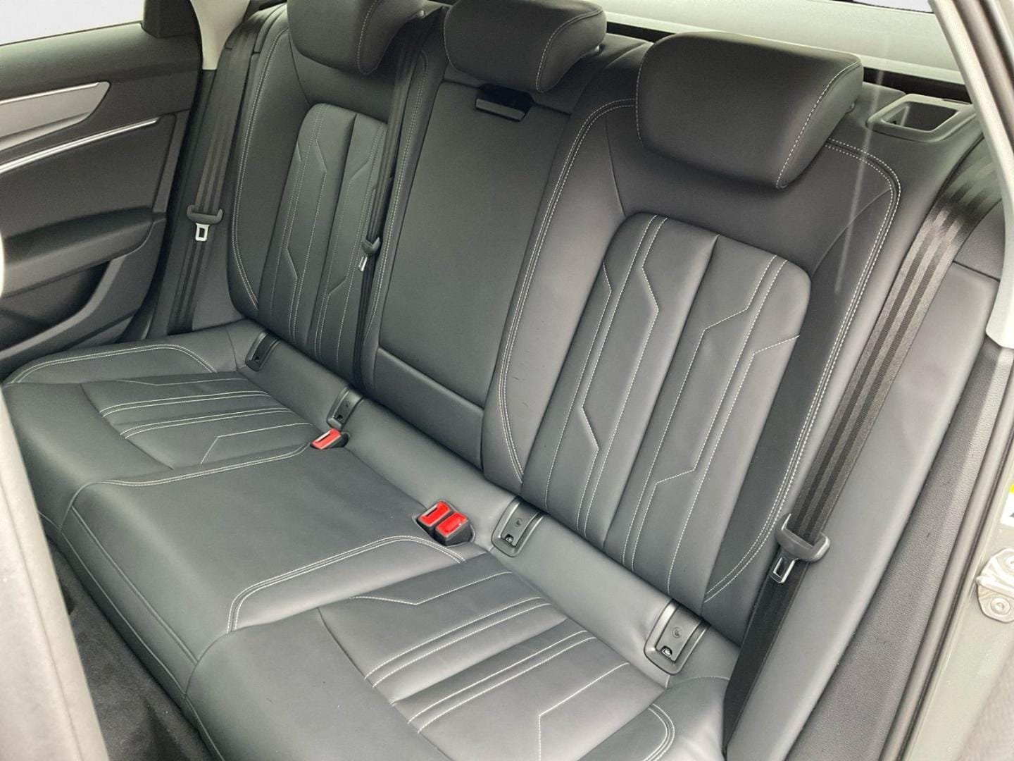 Bild über Audi A6 Avant advanced 35 TDI S tronic - für weitere Informationen kontaktieren Sie den Audi Partner