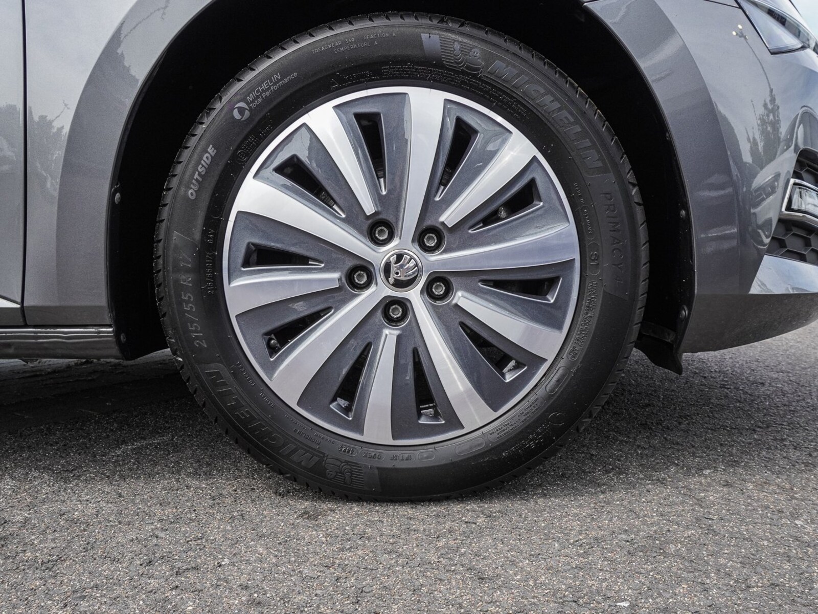 Škoda Superb Combi – Bild 7