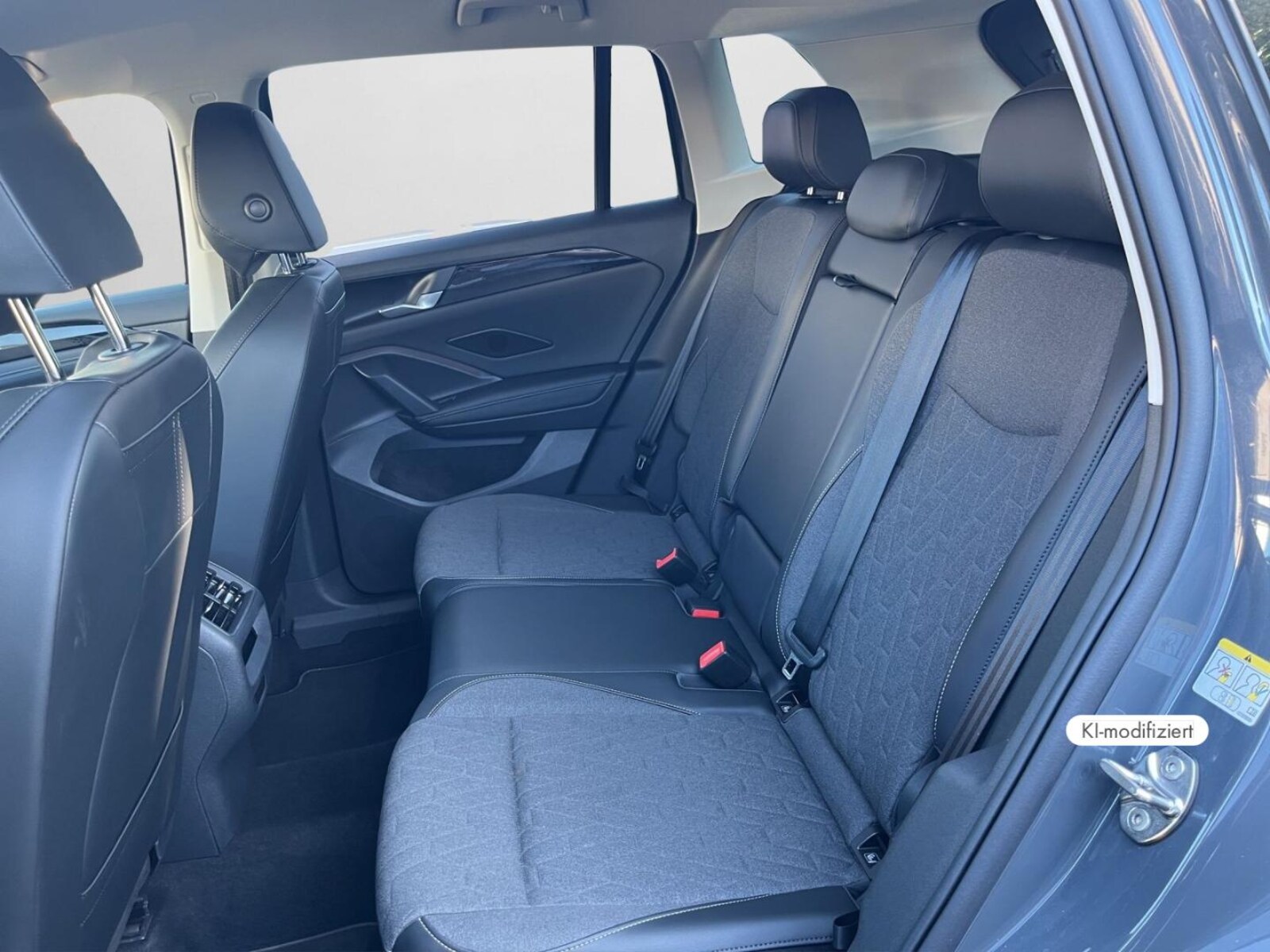 Volkswagen Tiguan – Bild 14