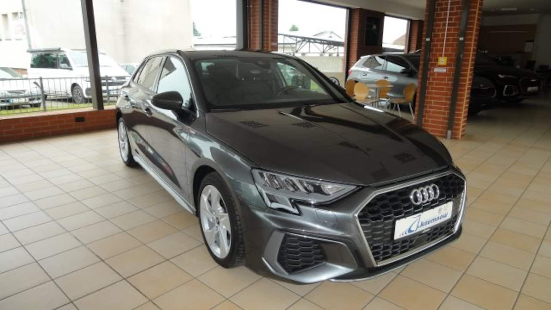 Audi A3 Sportback 2024 — S line 35 TFSI 110 kW (150 PS) S tronic 35 TFSI