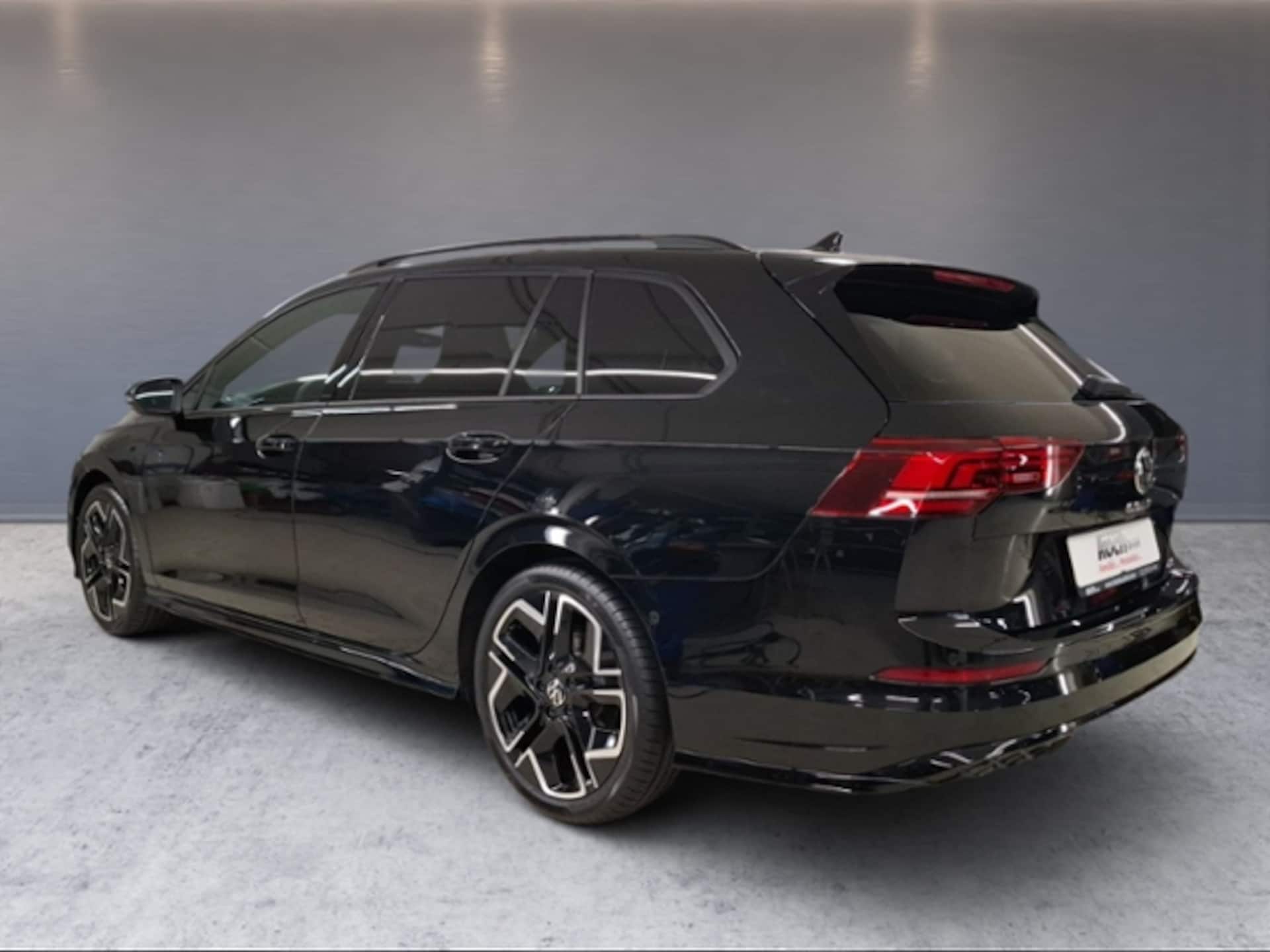 Volkswagen Golf Variant R-Line