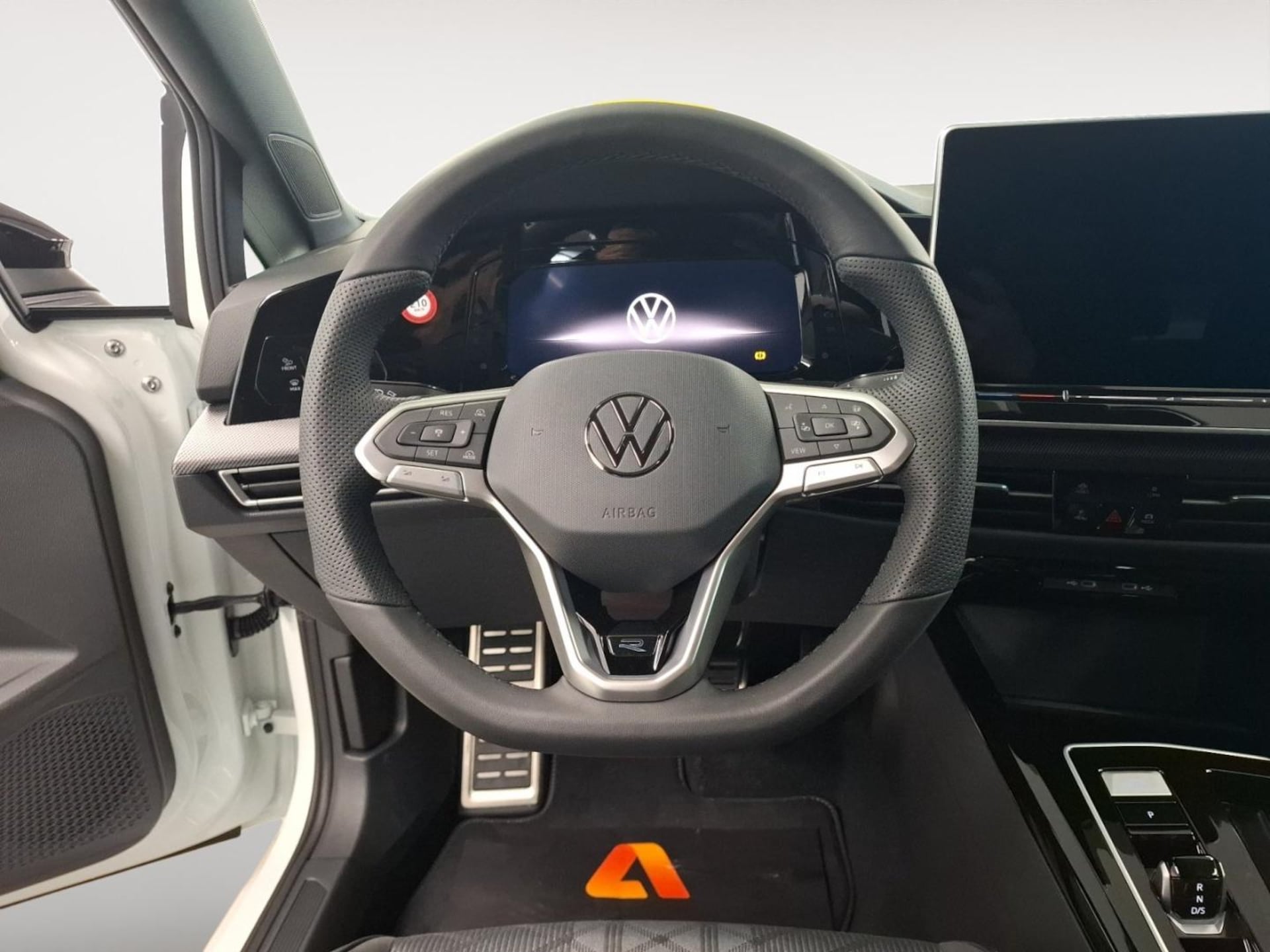 Volkswagen Golf Variant R-Line