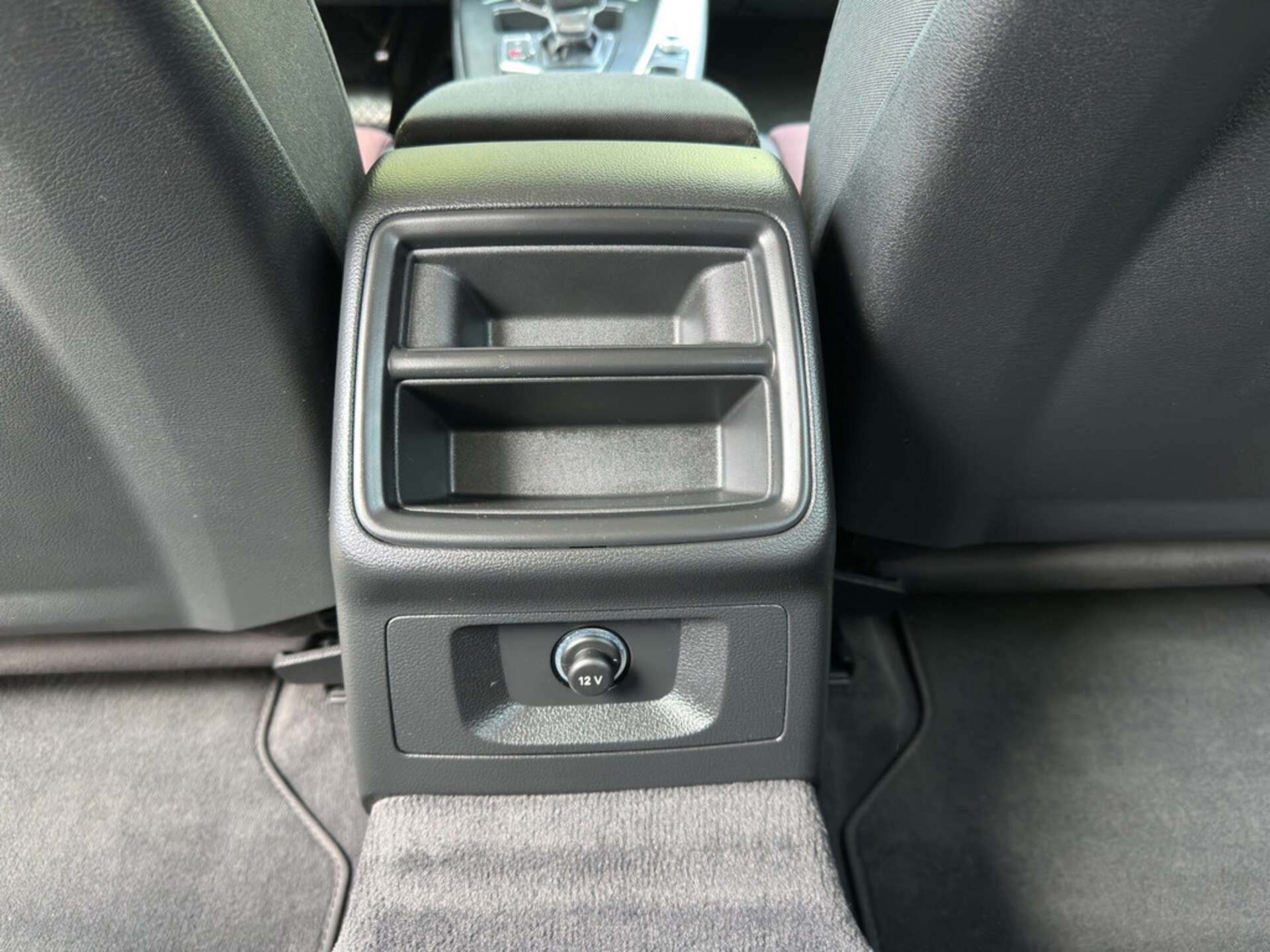 Audi A4 Avant S line
