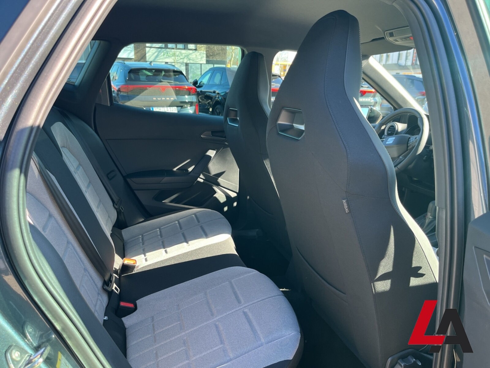 SEAT Arona – Bild 12