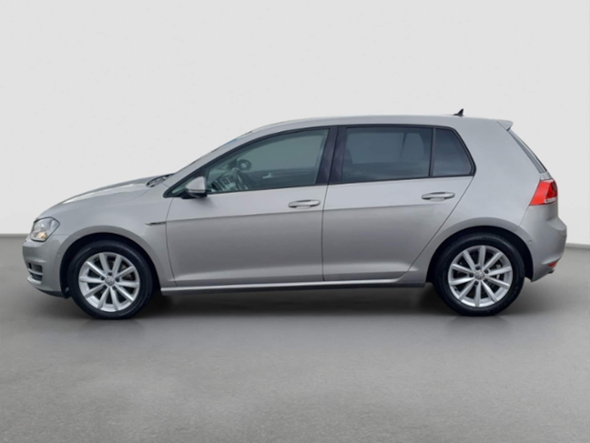 Volkswagen Golf LOUNGE