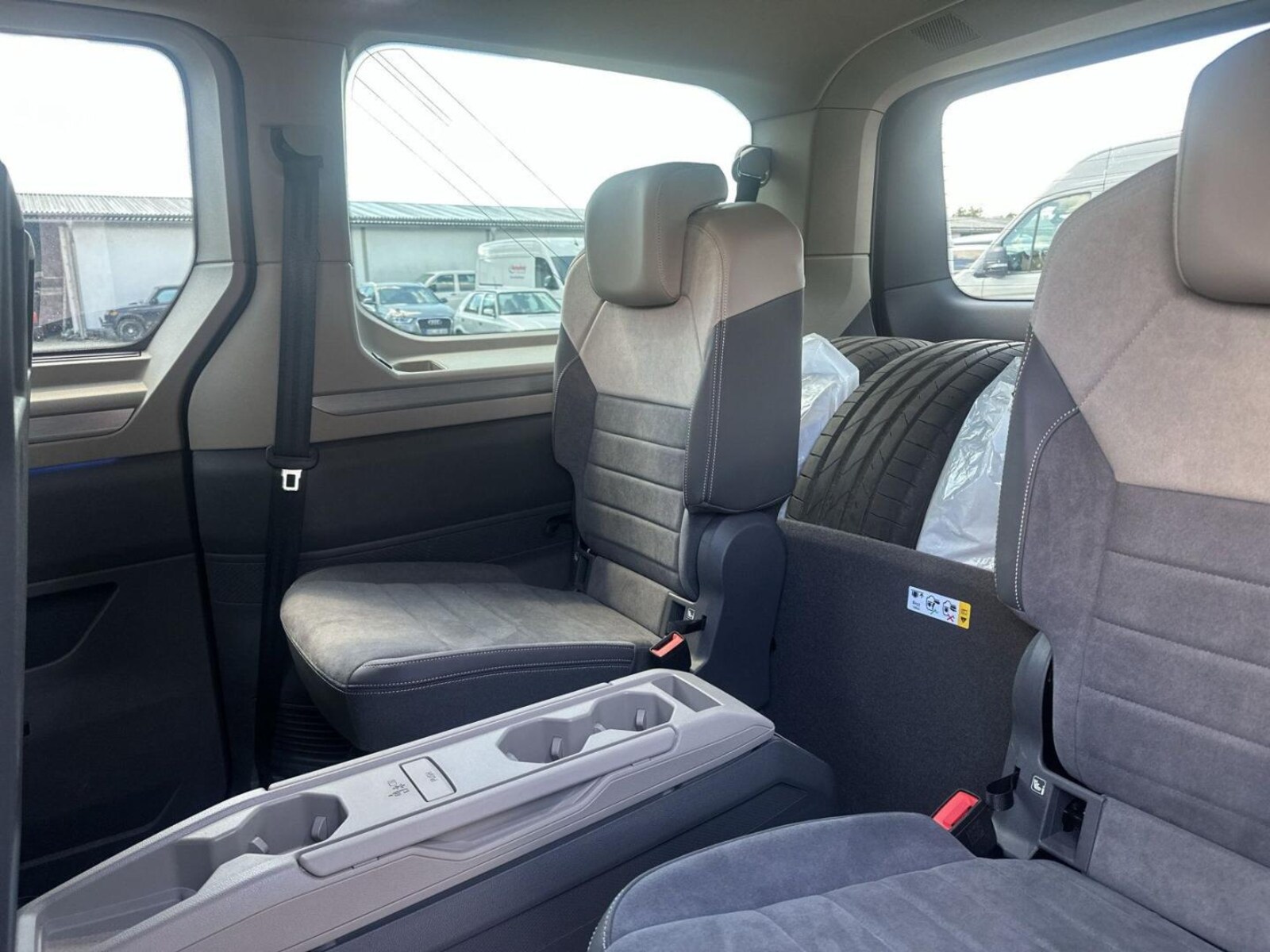 Volkswagen Multivan Langversion – Bild 20