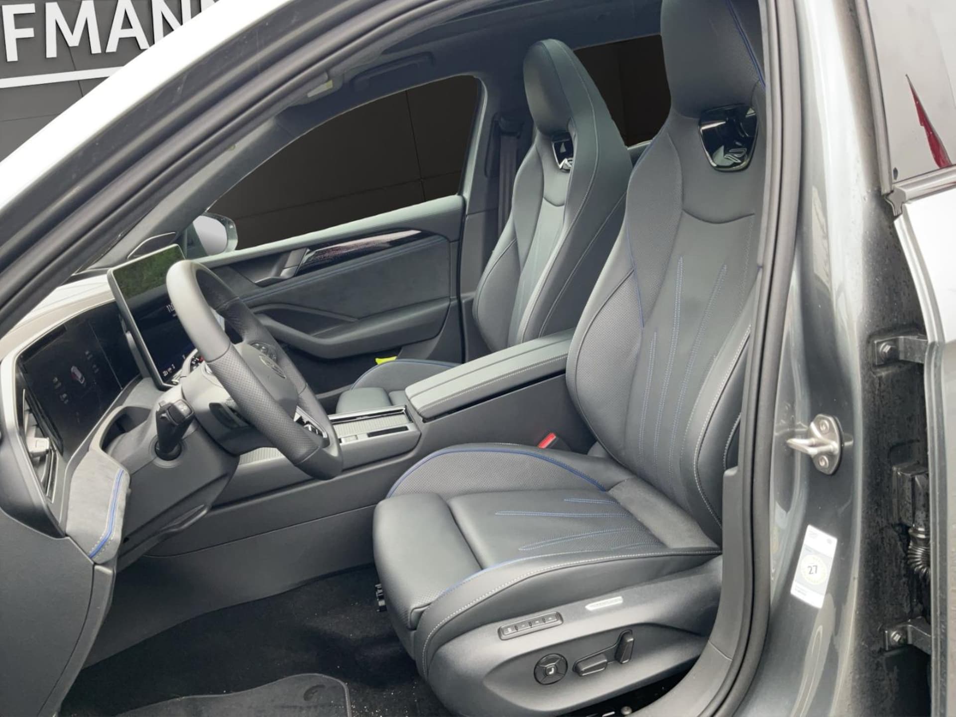 Volkswagen Passat R-Line