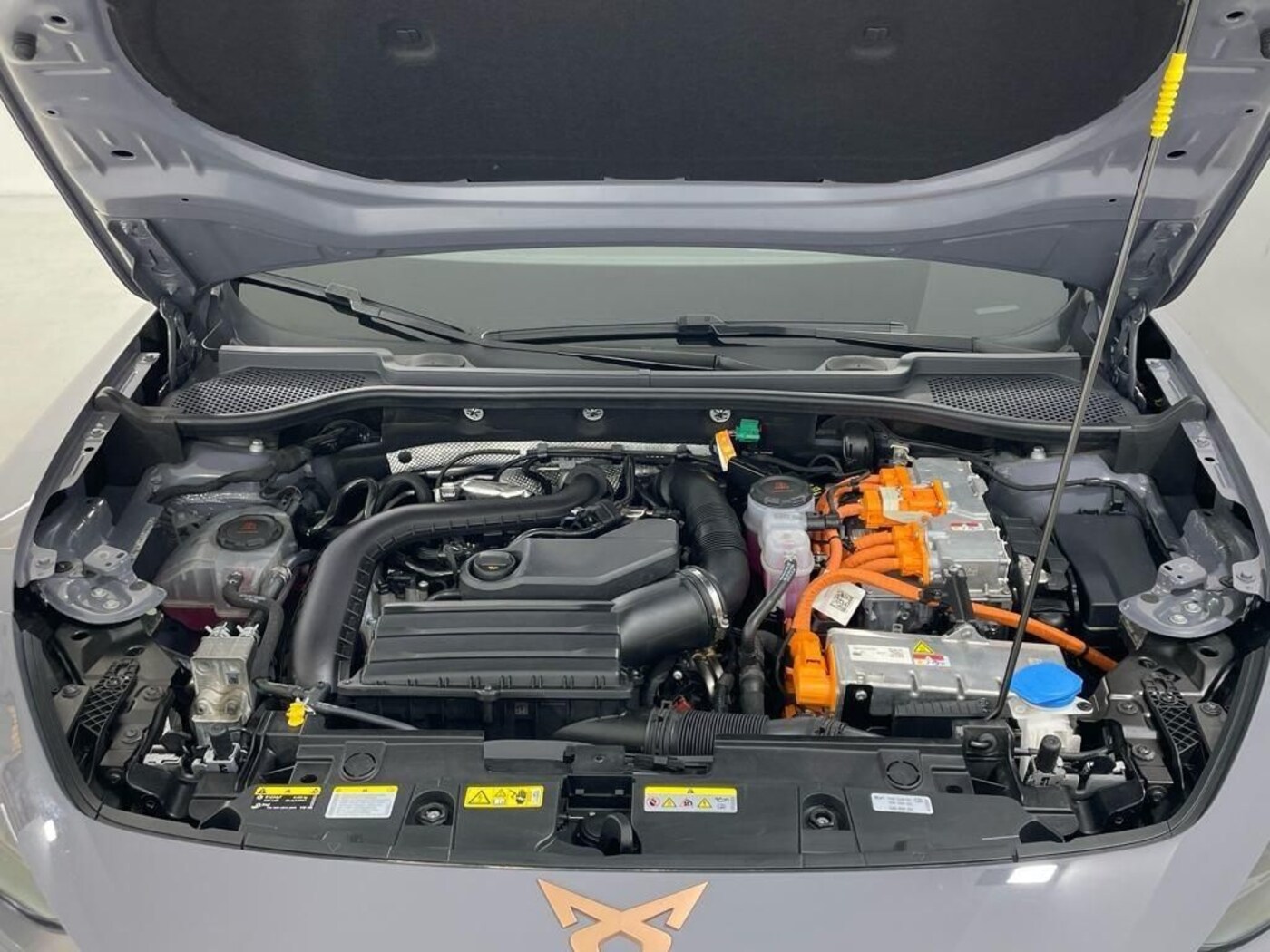 CUPRA Formentor 1.5 TSI e-Hybrid VZ DSG 200 kW (272 CV) — photo 21