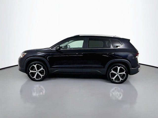 2025 Volkswagen Taos