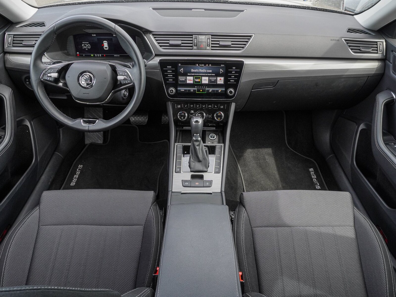 Škoda Superb Combi – Bild 10