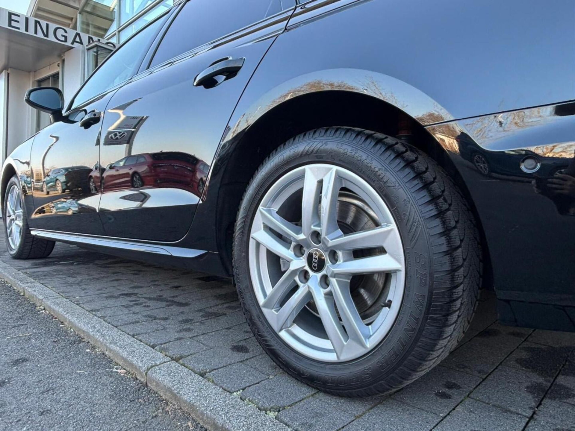 Audi A4 Limousine Advanced