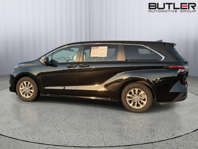 2023 Toyota Sienna
